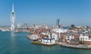 portsmouth gunwhalf quays navy